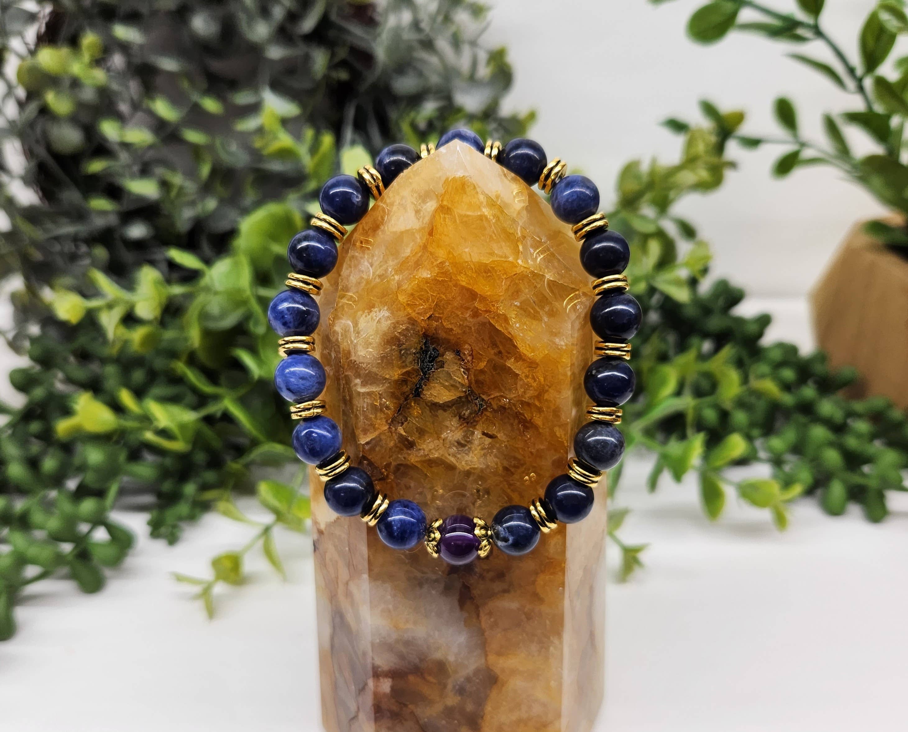 Meraki Gemstones - Wholesale Beaded Bracelet - ANXIETY SUPPORT - Sodalite/Amethyst (center) with Gold color3