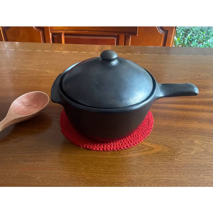 Authentic Origin Colombia - Vendita all'ingrosso Pentole - Pentola in terracotta La Chamba per cucinare con coperchio Donabe in terracotta 3 litri1