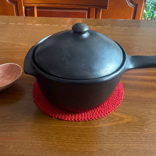 Authentic La Chamba Pottery & More Wholesaler - Wholesale Cooking Pot - La Chamba Clay Pot for Cooking with Lid Donabe Clay 3 Lts
