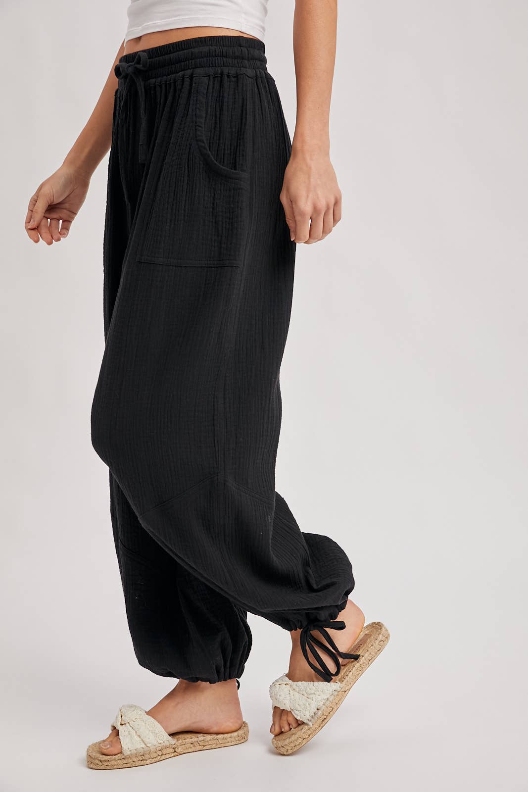 Bluivy - Wholesale Pants - Women's - JOGGER HAREM DRAWSTRING PANTS2