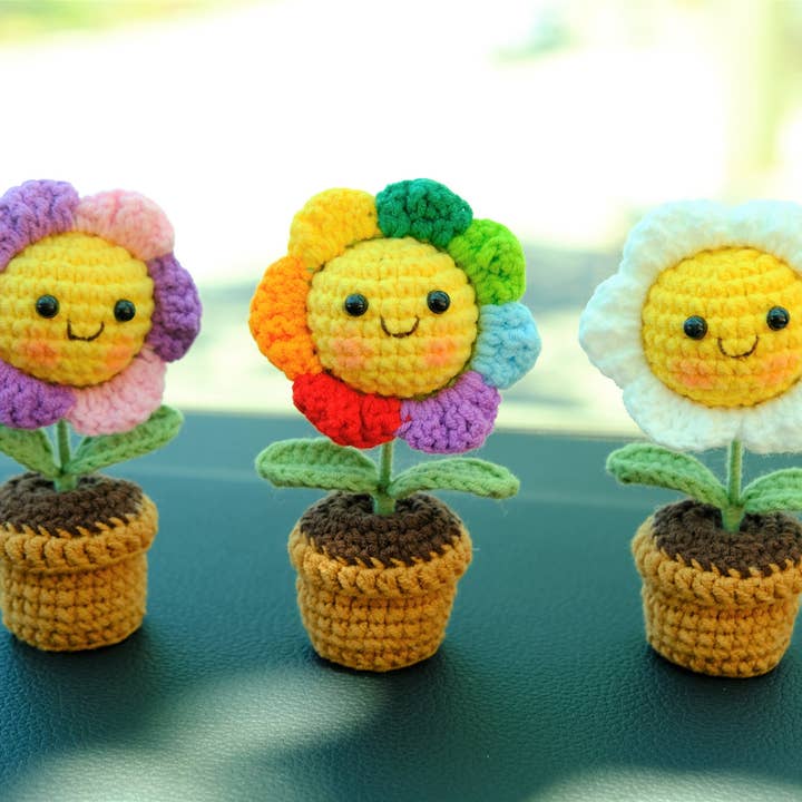 Anh2 LTD - Wholesale Car Decorative Charm - Unisex - Crochet Mini Smiley Sunflower Doll Potted Plant Car Ornament2