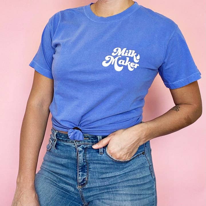 T-shirt Azul com Bolso Milk Maker por atacado de The Little Milk Bar