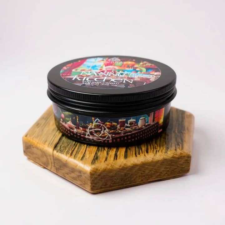 Aureal Irish Gifts - Wholesale Travel Candles - Nanny's Kitchen - Christmas Tin Candle1