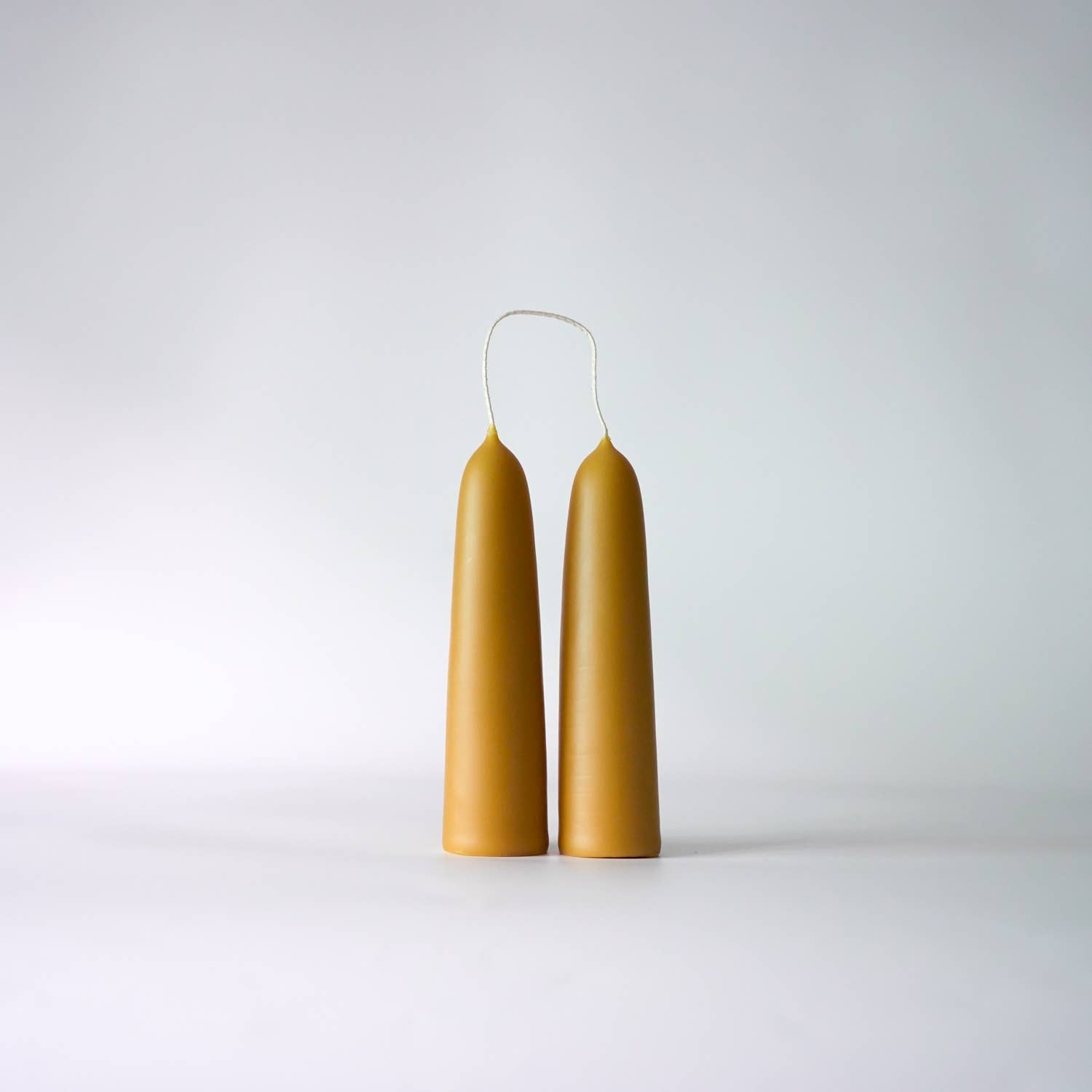 Skär Organics – Vela/castiçal cónico por atacado – Velas cônicas curtas grandes de cera de abelha orgânica (caixa)