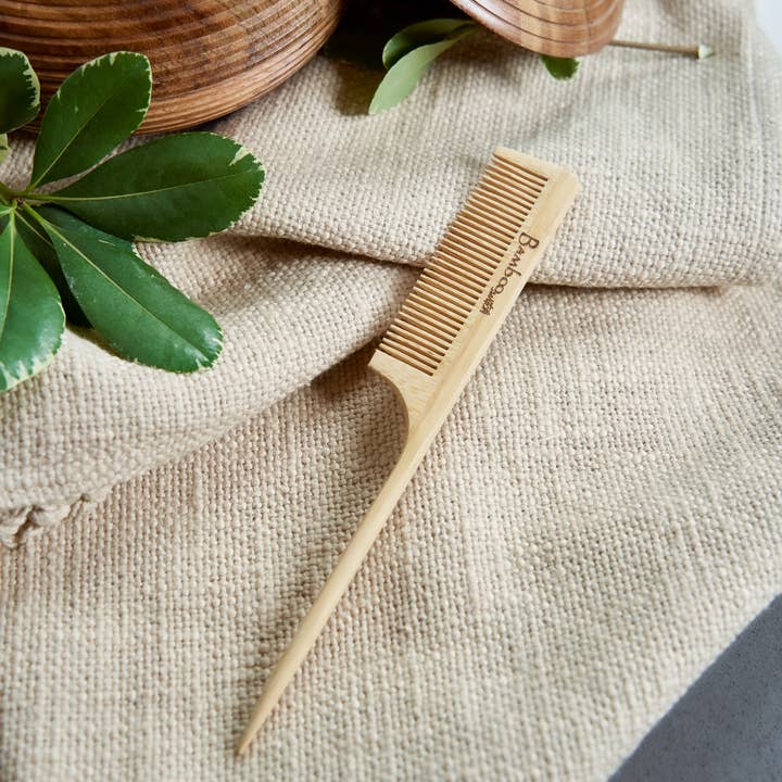 Peigne de coiffage en bambou | Meilleure vente de soins capillaires pour la vente par Bamboo Switch