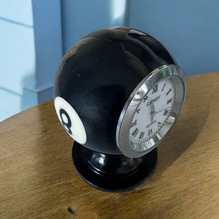 SPORTGIFTZ – wholesale Desk clock – SPORTGIFTZ Pool 8 Ball Desktop Clock5