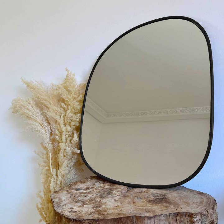 Palmeraies - Wholesale Wall Mirror - Antique Brass Asymmetrical Mirror - Irregular Brass Wall Mirror2
