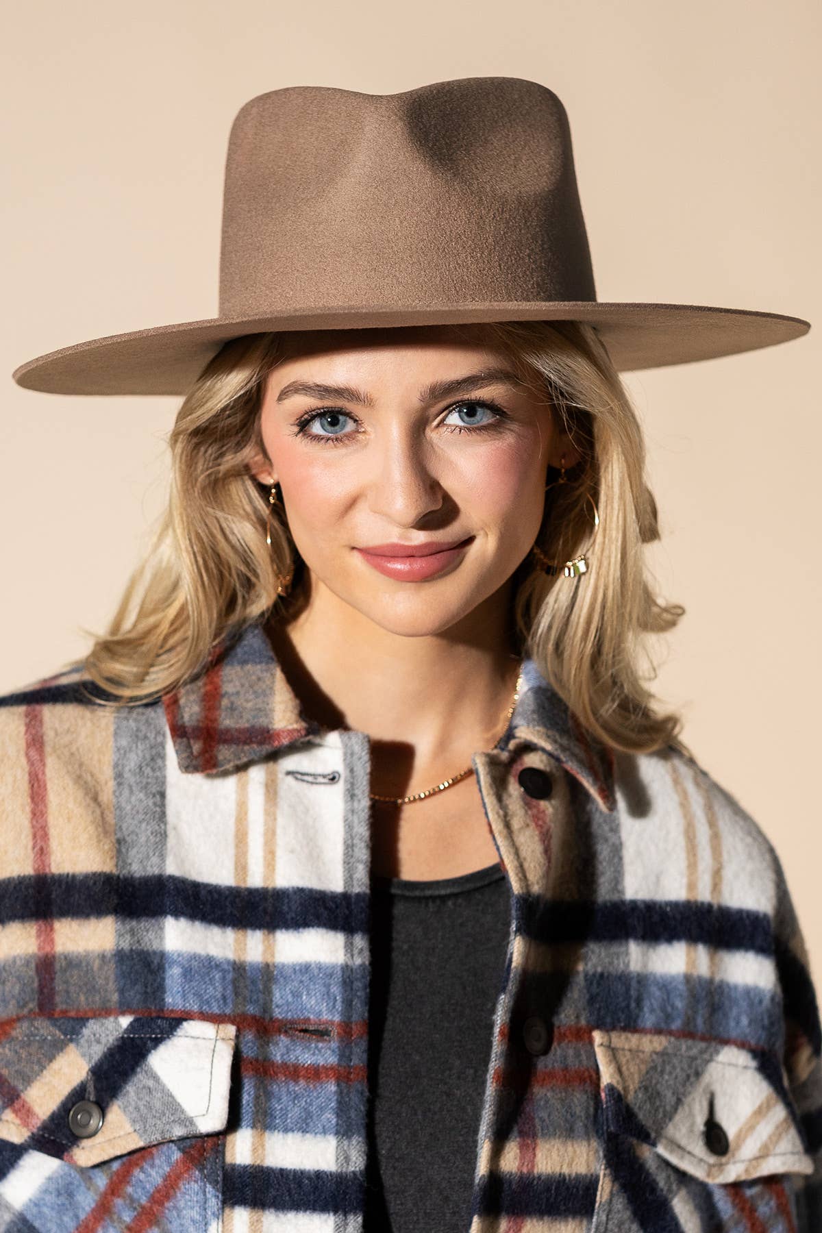 Urbanista - Vendita all'ingrosso Fedora - Donna - Cappello Panama a tesa rigida in lana australiana 100% con corona a goccia larga31