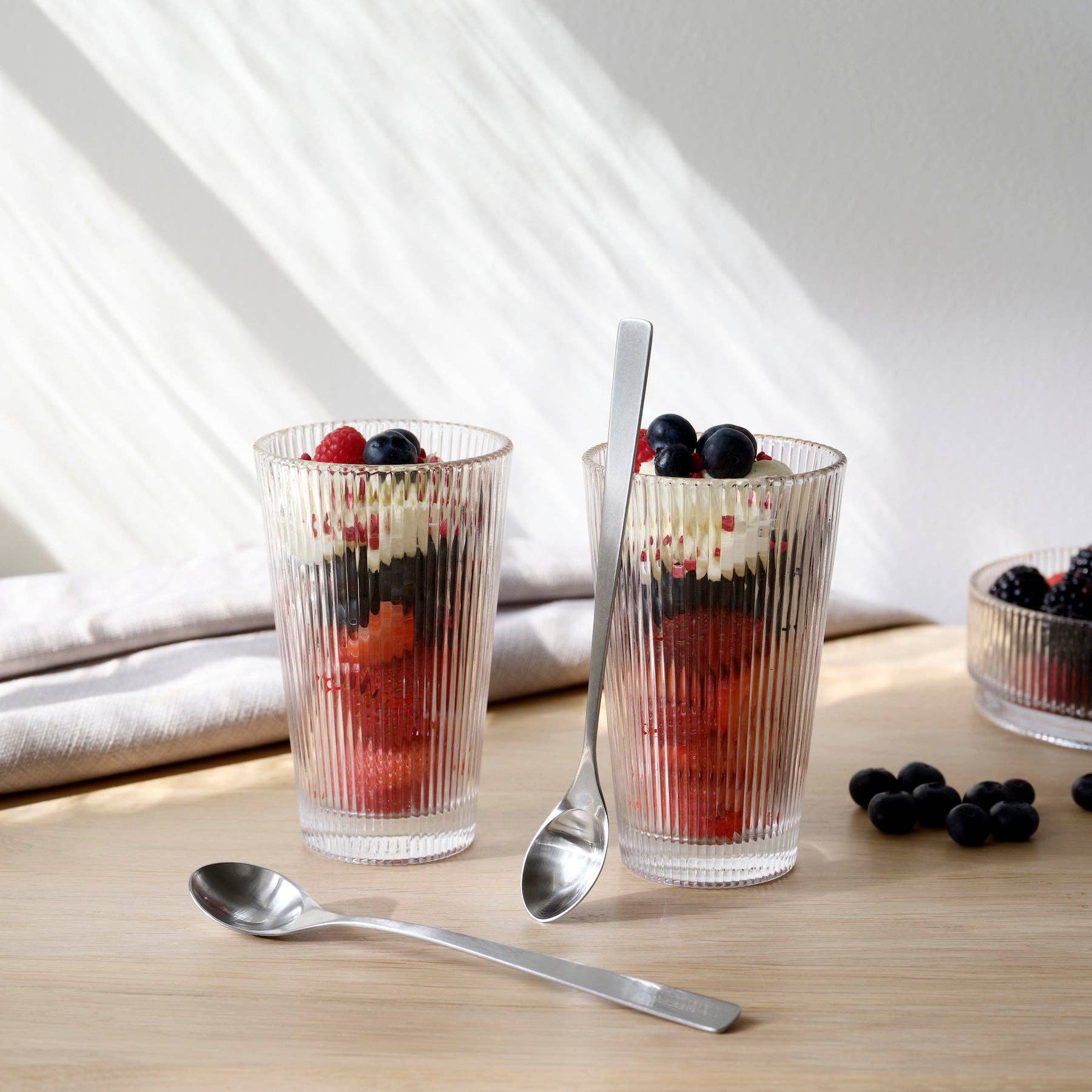 Studio Nordhaven - Wholesale Drinking Glass/Cup - Pilastro large drinking glasses, set of 42