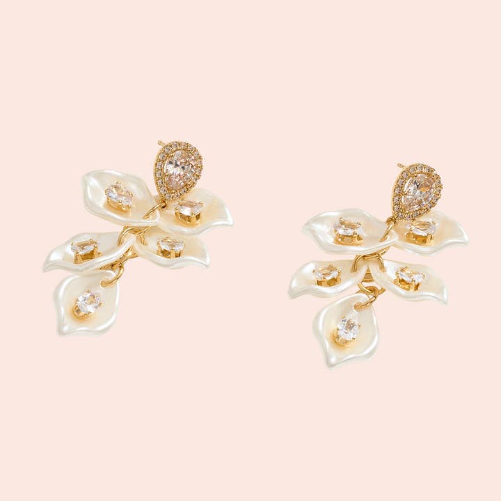 14K Gold-Dipped Pearl Petal Teardrop Post Earrings for wholesale by Fashion City