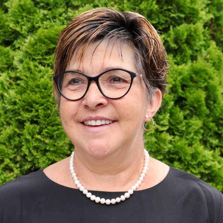 Collier de perles d'eau douce et argent sterling and other Purchase Wholesale perle d'eau douce. Free Returns & Net 60 Terms on Faire trending on Faire.