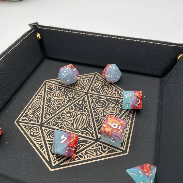 EBONWOOD - Wholesale Dice - Gilded D20 Dice Tray - Vegan Leather DnD Dice Rolling Tray9