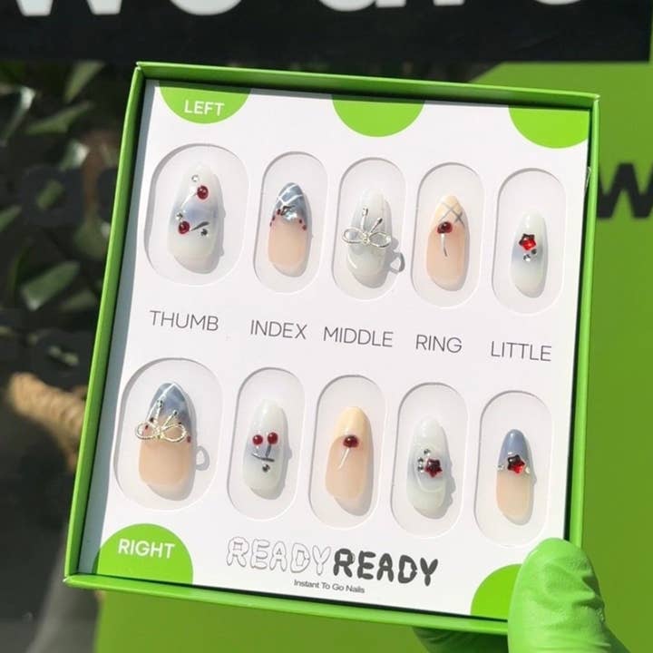 Kerstavond - Instant nagels, handgemaakte luxe persnagels, modeaccessoires voor wholesale door READY READY Instant nail