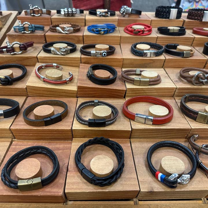 CRETE TRADING INC - Wholesale Woven/Braided Bracelet - Genuine Leather Handmade Bracelets Mix Design CLOSE OUT 1