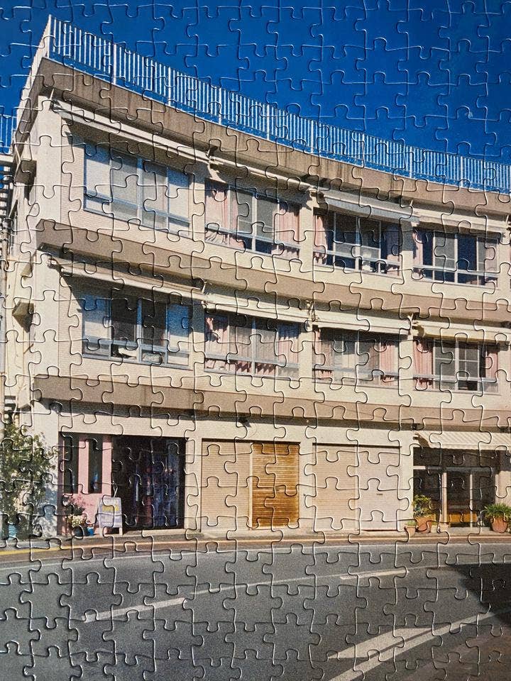 Puzzle Fine Art Rideaux roses pour la vente par Timeless Goods Store