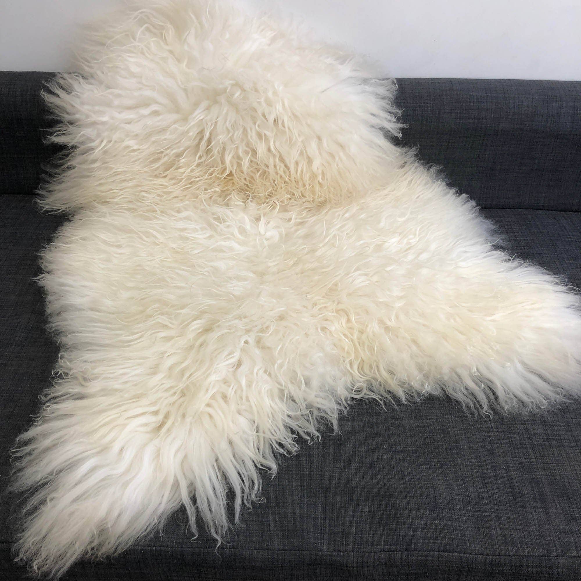 Wildash London - Wholesale Area Rug - Icelandic Curly White Sheepskin Rug 100%7