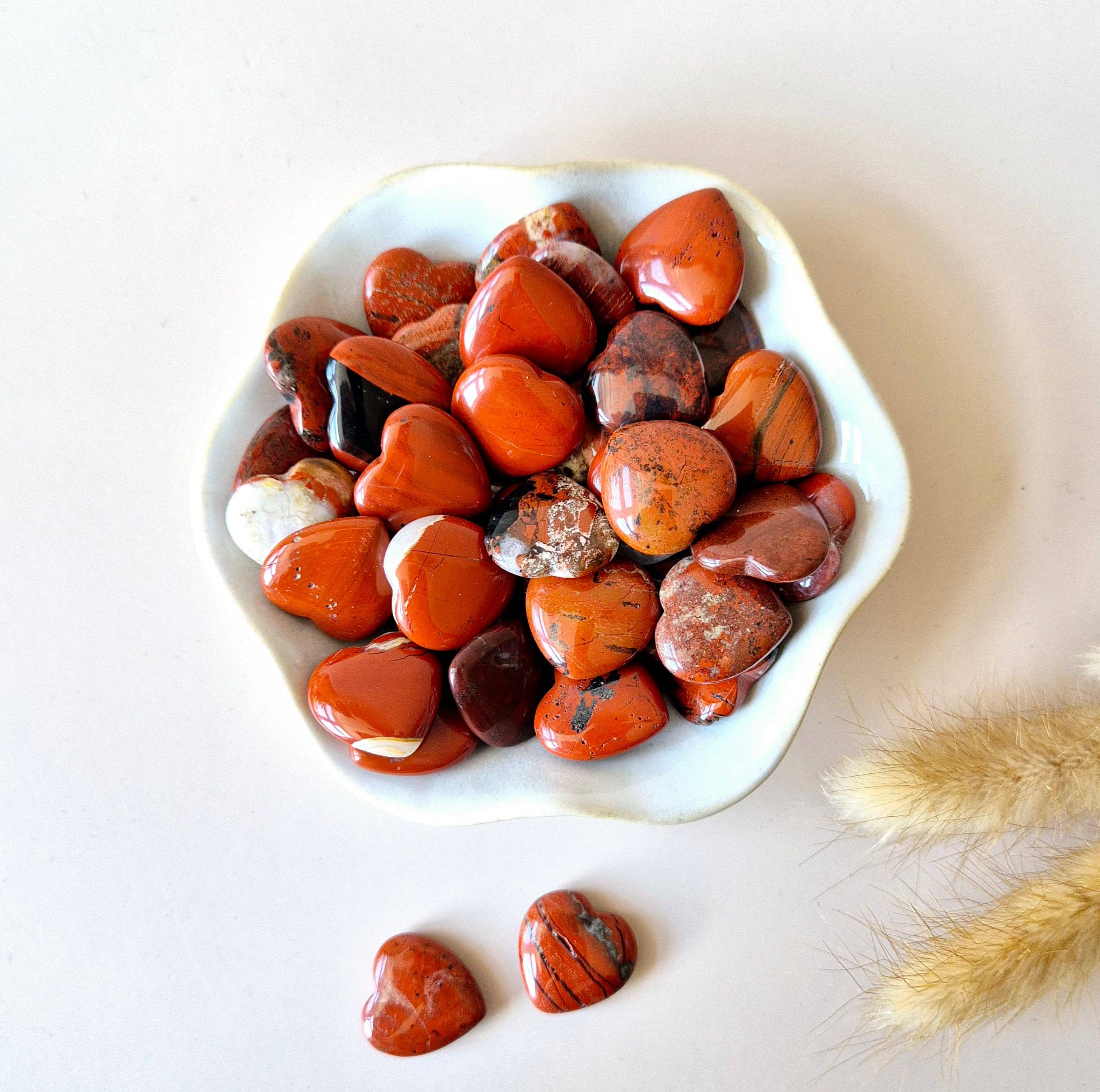 Moonlight Gemstones - Wholesale Spiritual Stone/Crystal - Mini Heart - Red Jasper Gemstone Heart / Pocket Stone Worry Stone (2x2cm)0