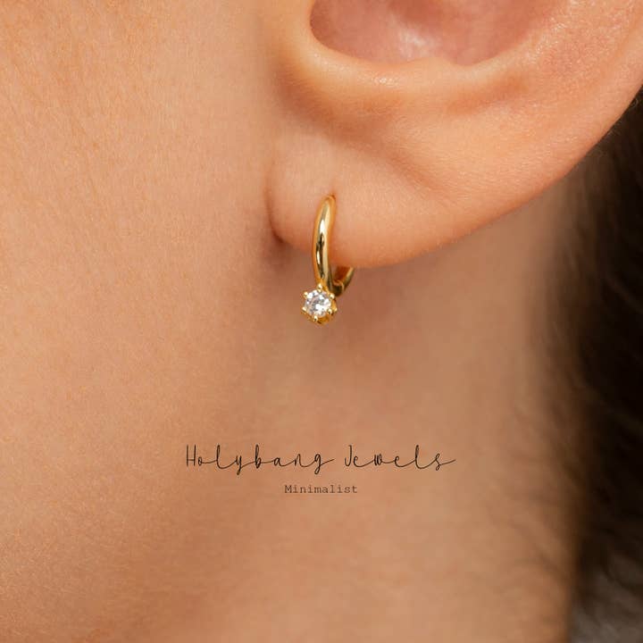 SOLITÄR-KRISTALL-HUGGIE-OHRRINGE - E-H5179/E-HT1367 für den Großhandel von HolyBang Jewels