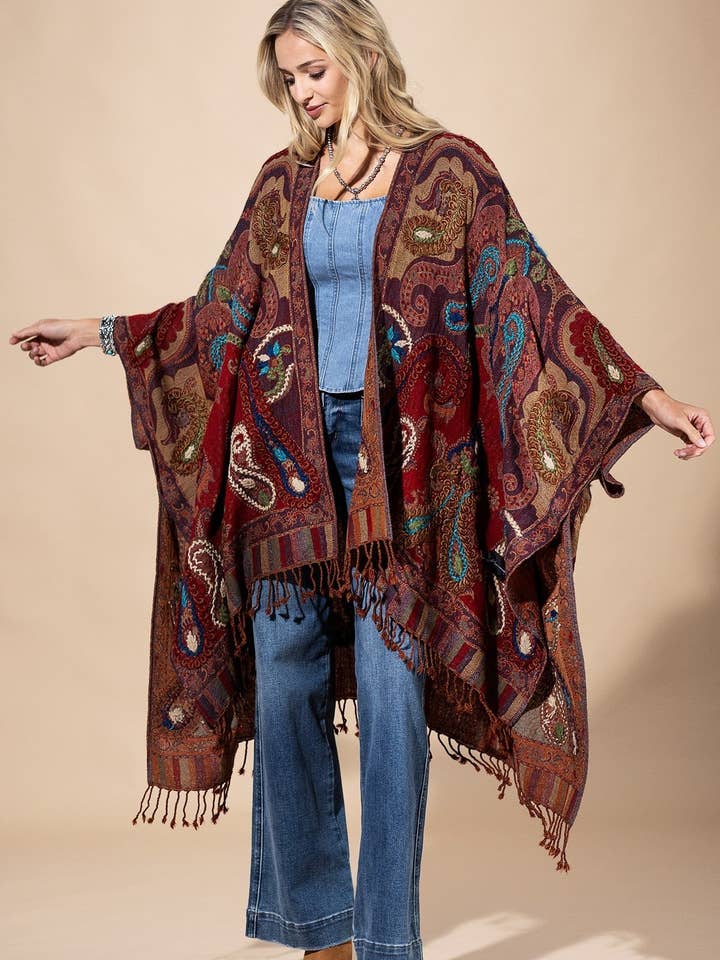 Ruana Tango 100% Lana per la vendita all'ingrosso da parte di Marionette