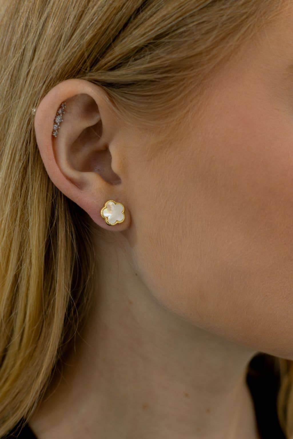 White Leaf – wholesale Stud/post earrings – 5 Petal Flower Stud Earring in Mother of Pearl3