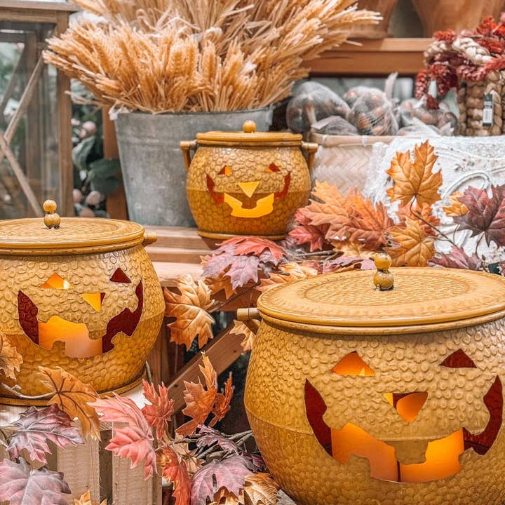 Refinery 86 Home Decor - Wholesale Lantern - Set of 3 Nesting Jack O Lanterns