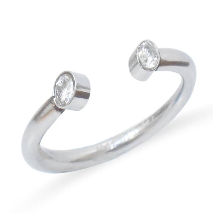 JOLIE SILVER CZ DIAMANTEN OPEN RING voor wholesale door MAI DESIREE