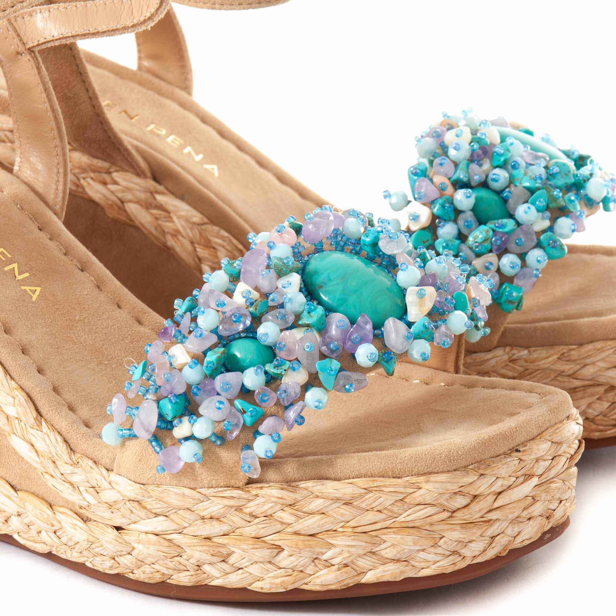 Alma en Pena mujer sandalias V240991 suede arena for wholesale on Faire3