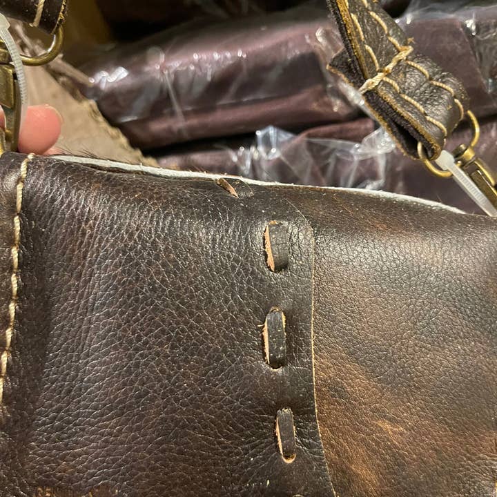 Broads Market - Vente Sac à bandoulière – femme - Mini sac à bandoulière en cuir de vachette avec pierre turquoise5