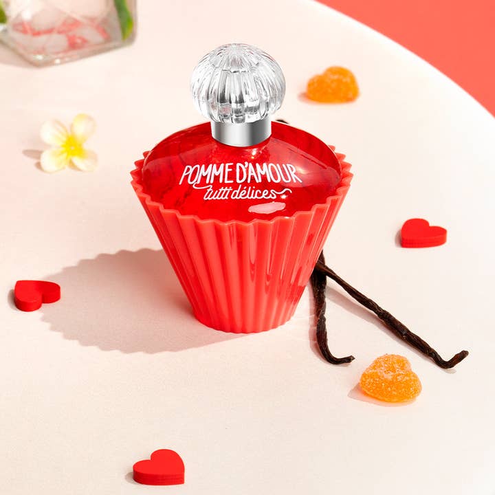 Tutti Délices - Distributed by Scents of Europe - Wholesale Perfume/Eau de Toilette - Candy Apple Cupcake Perfume 1.7 oz