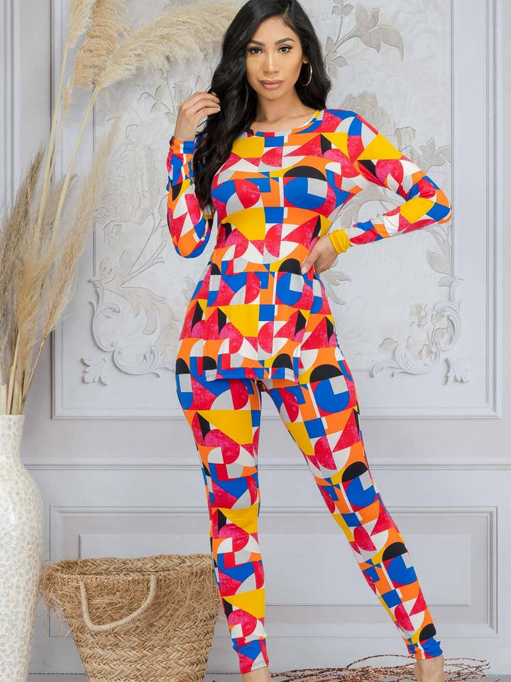 HH665R-ABST - 2 stk abstrakt top- og buksesæt for engroshandel hos H&H Fashion Inc.