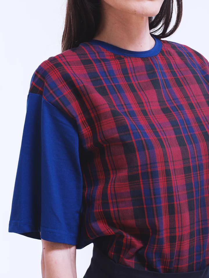 ELENELEN SRL - Wholesale T-Shirt - Women's - Oversized T-shirt with cotton tartan on the front5
