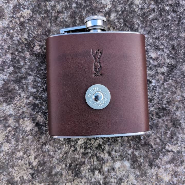 J Boult Designs - Wholesale Drink Huggers & Koozies - Shotgun Cartridge Leather Hip Flask — Hunting Gift for Him4