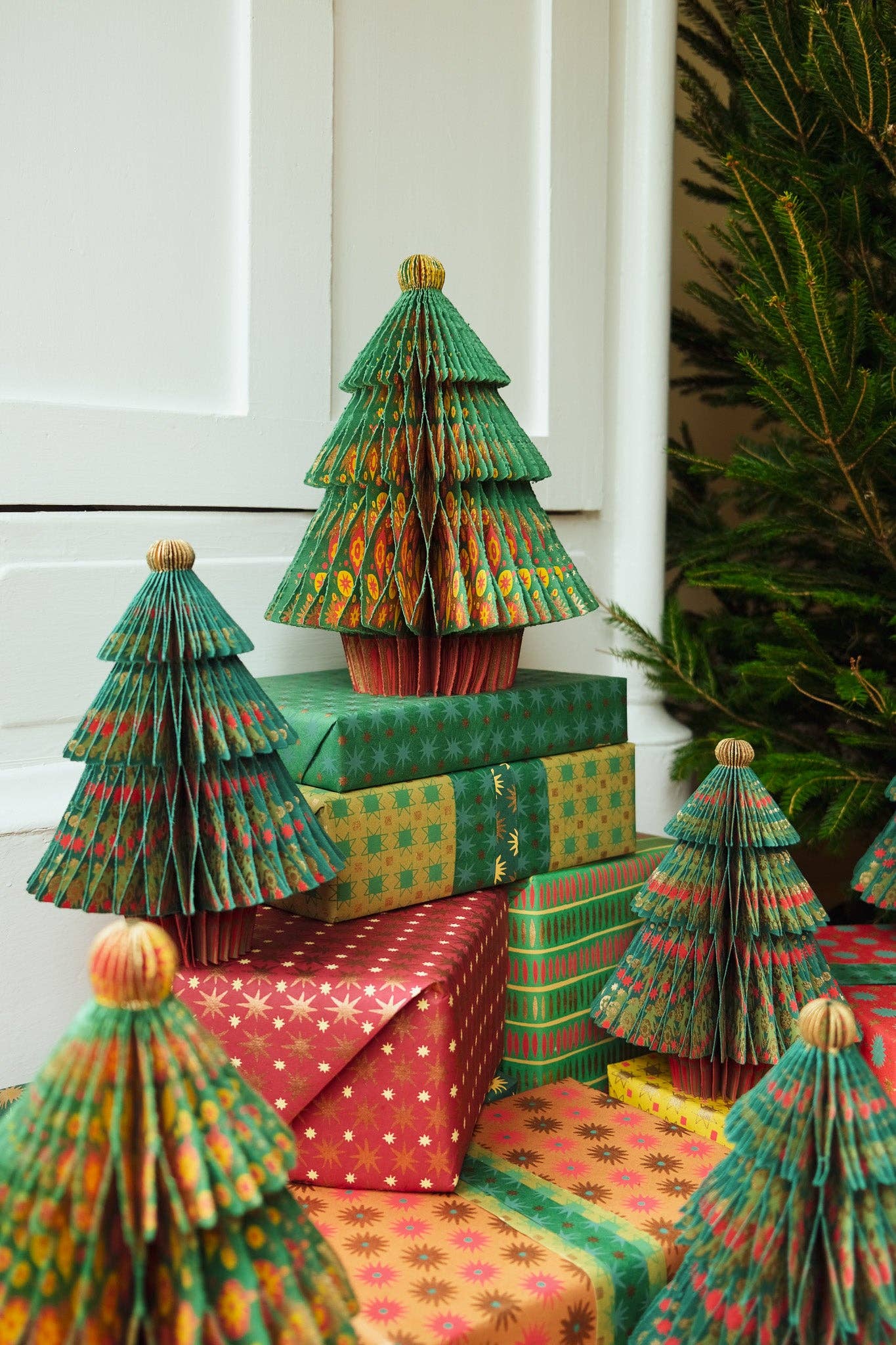 East End Press - Wholesale Christmas Decoration - Fir Tree Honeycomb21