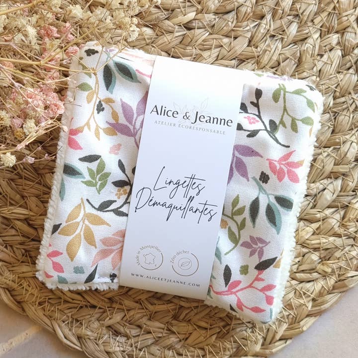 Juliette X5 washable makeup remover wipes for wholesale by Alice et Jeanne