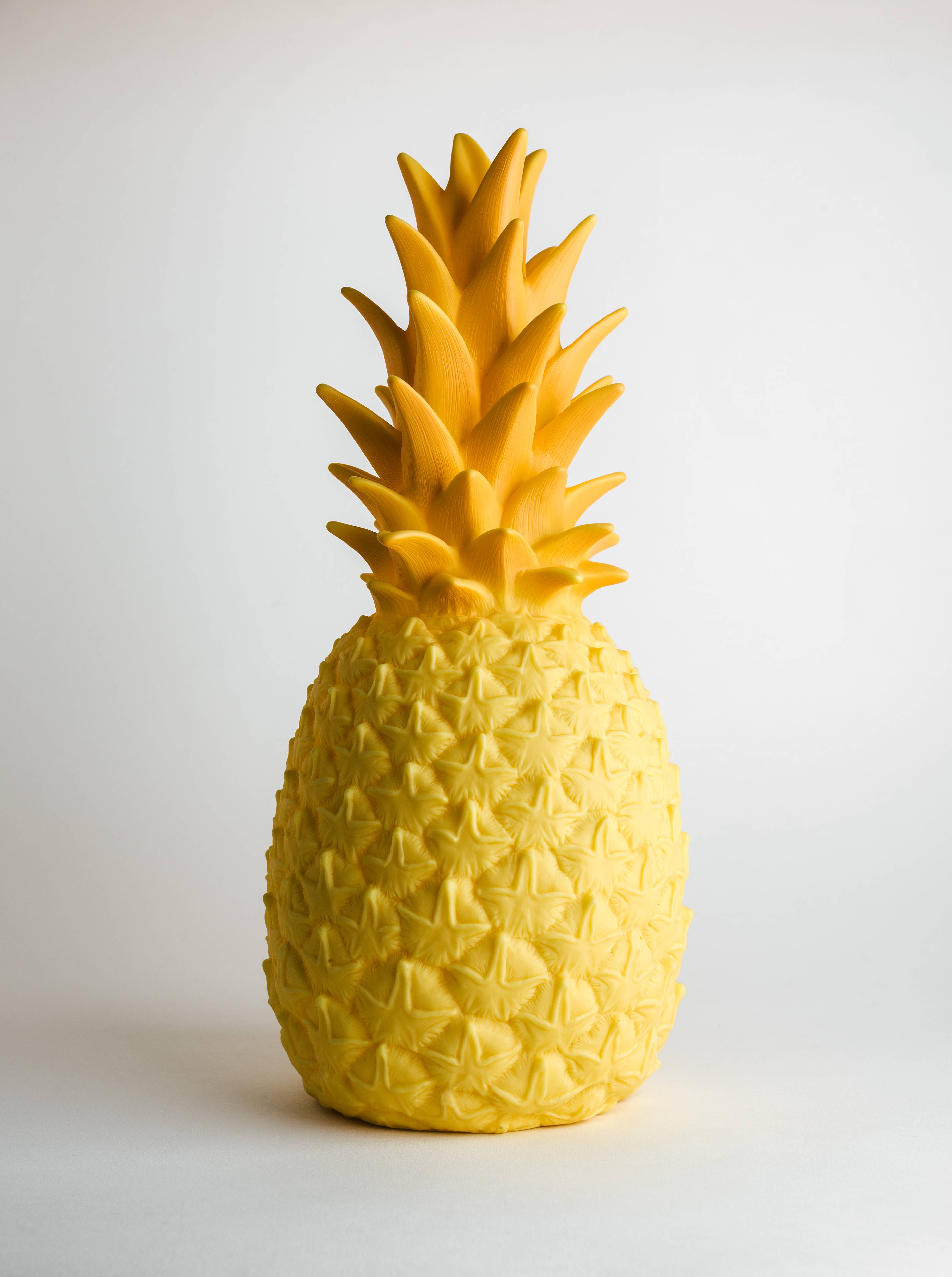 Goodnight Light - Wholesale Accent/Desk Lamp - The Piñacolada Lamp - indoor/outdoor rechargeable lamp6