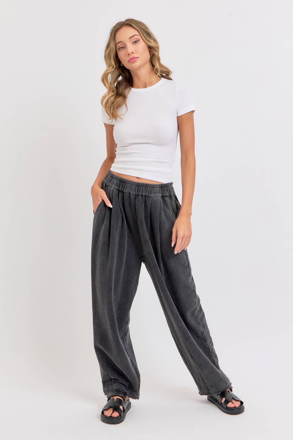 Sweet Lovely by Jen – wholesale Lounge Sweatpants/jogging bottoms – Women's – MINERAL WASHED SWEATPANTS IN FRENCH TERRY 15