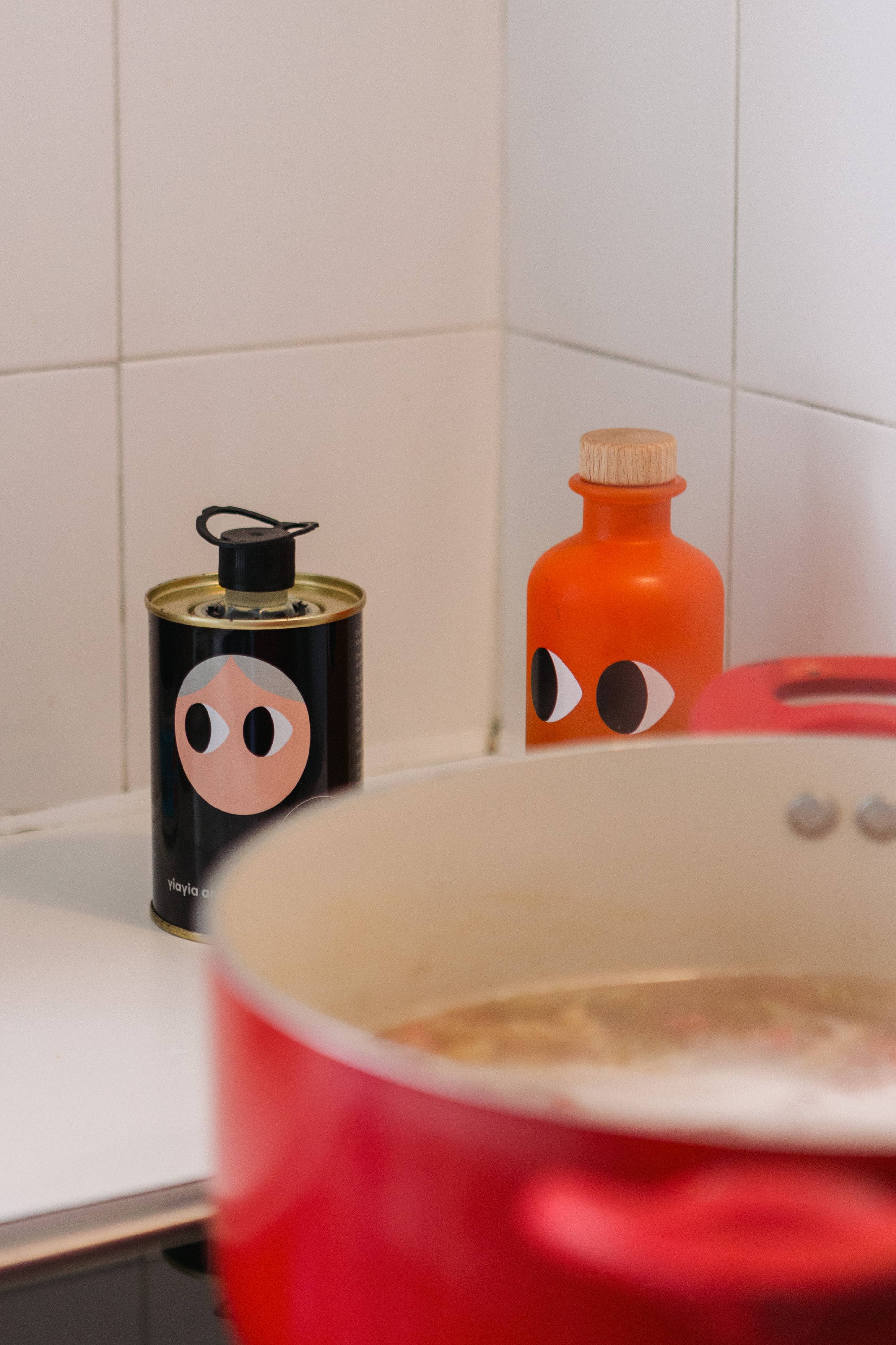 yiayia and friends - Wholesale Olive Oil - Extra Virgin Olive Oil 250ml2