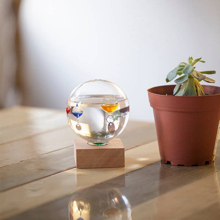 Kikkerland Design Inc - Wholesale Thermometer - Galileo thermometer2