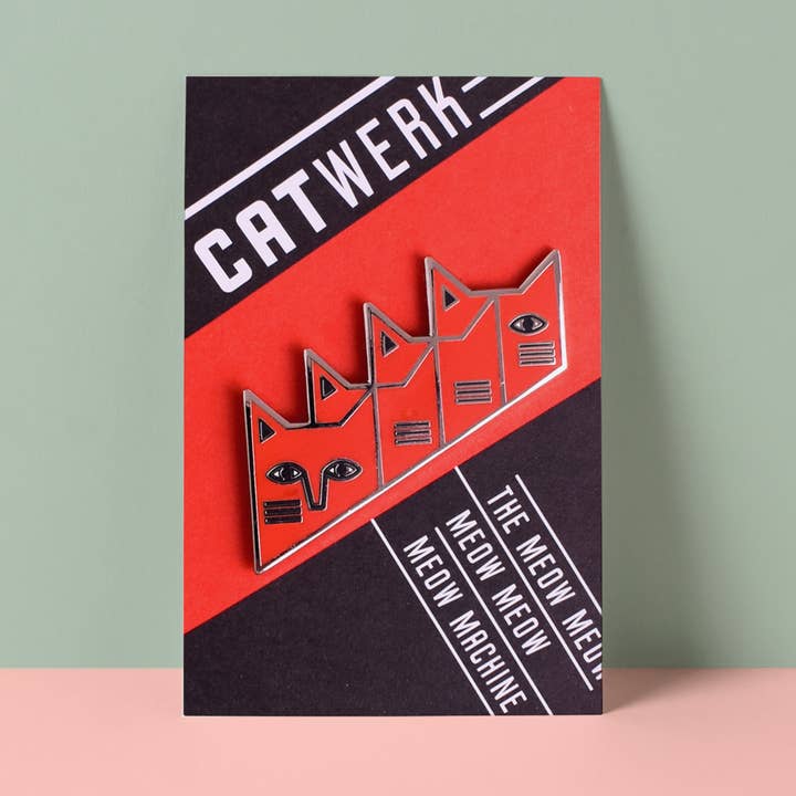 Épingle Catwerk artiste chat en émail illustrée pour la vente par Niaski - Feline Fine Art (USA DUTIES PAID)