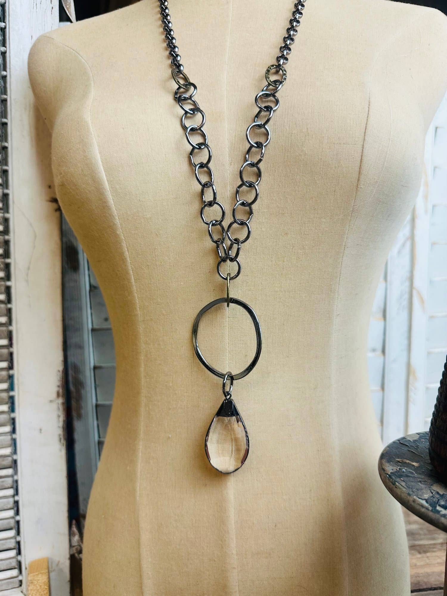 Scooples Jewelry - Wholesale Link & Chain Necklace - Gorgeous Gunmetal Crystal3