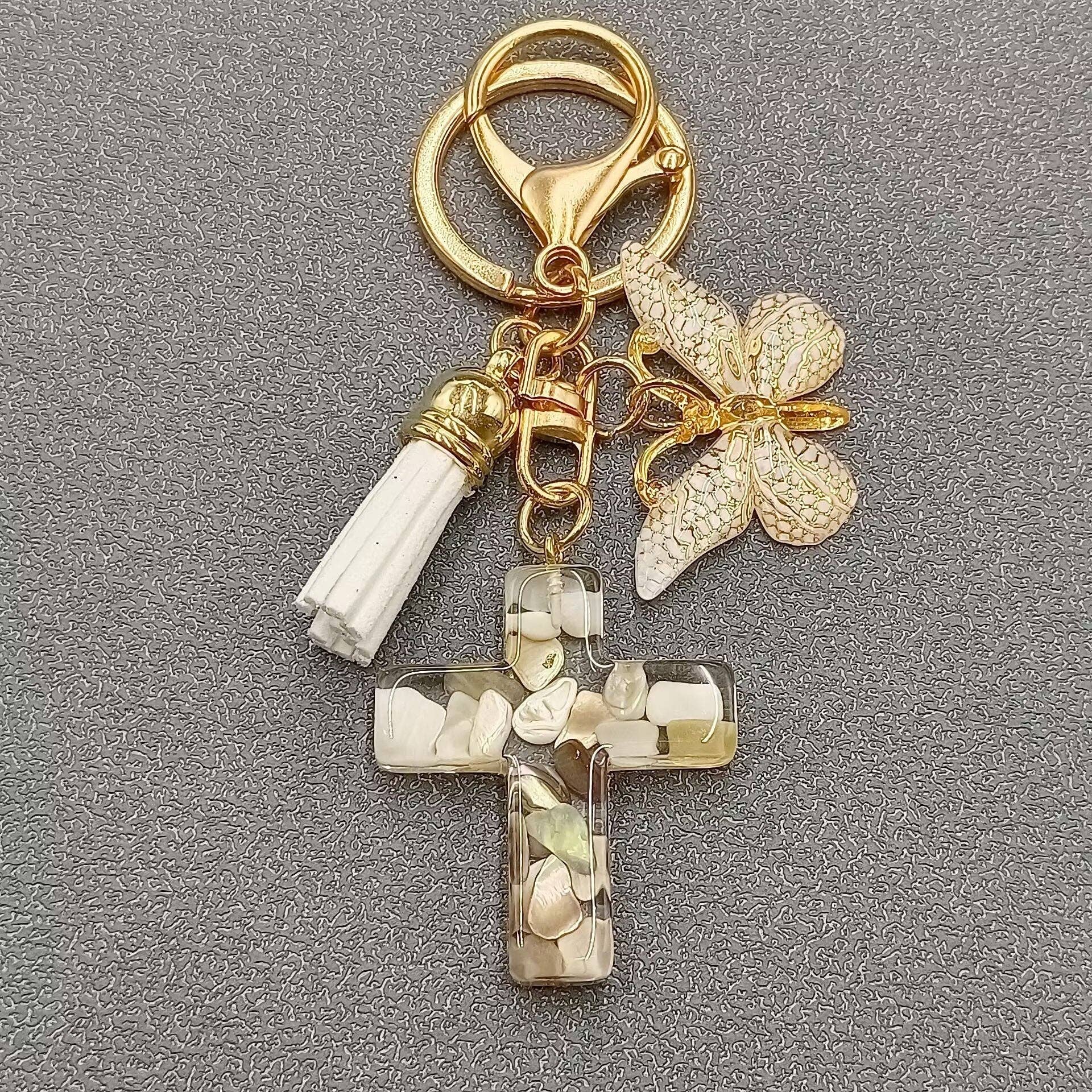 Mio Queena - Wholesale Keychain - Women's - Multi-style Acrylic Butterfly Resin Cross Pendant  Keychains2