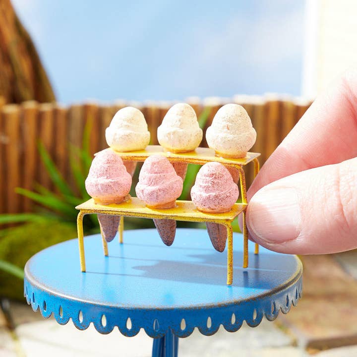 Factory Direct Craft – wholesale Decorative tabletop object – Resin Mini Ice Cream Cones in Stand