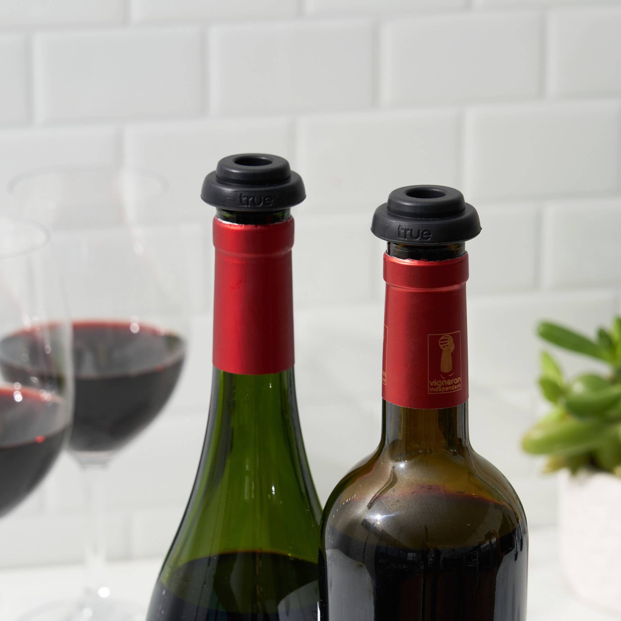 TRUE - Vente Bouchon de vin - Conservez le vin avec une pompe à vide et bouchons, ensemble de 3.10