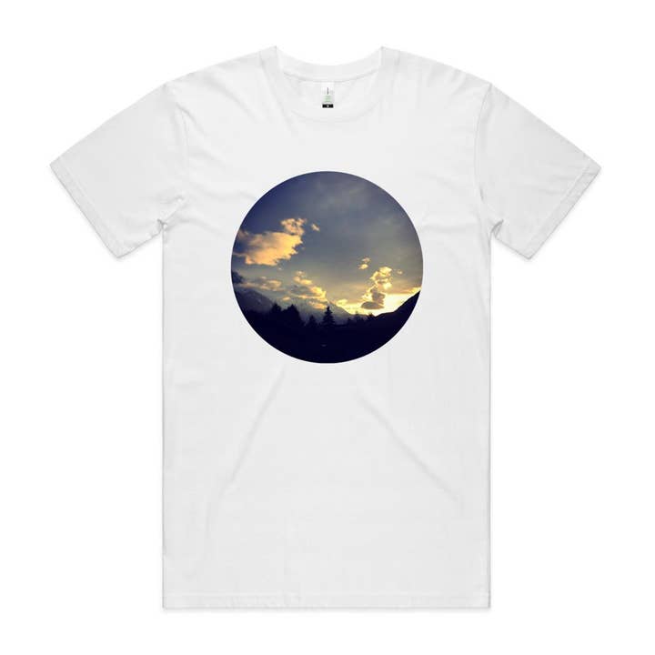 Chamonix Sonnenuntergang T-Shirt x für den Großhandel von High Tees