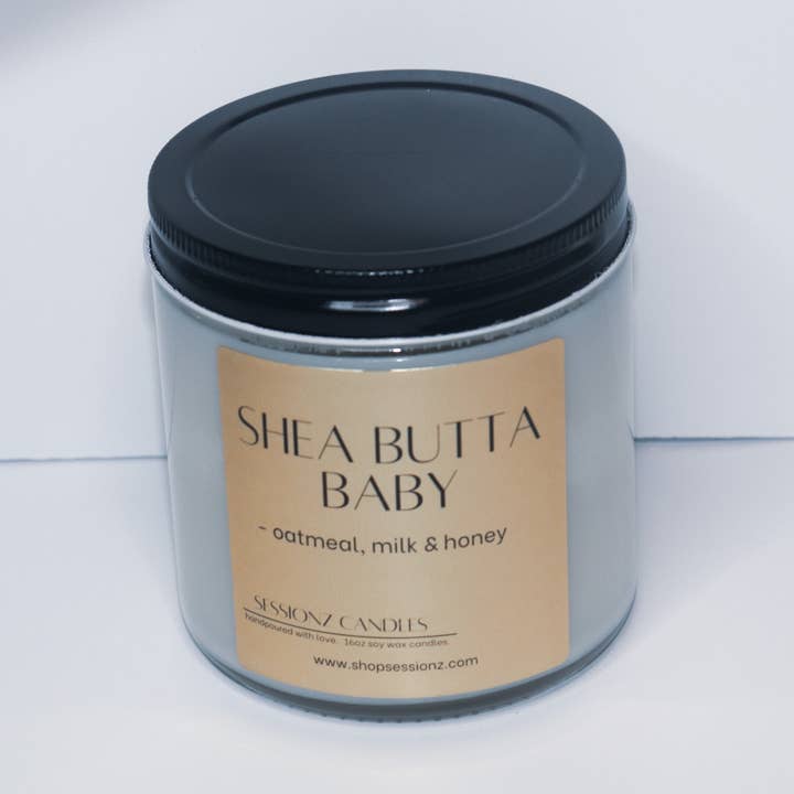 Shea Butta Bébé. pour la vente par Sessionz Candle Co.