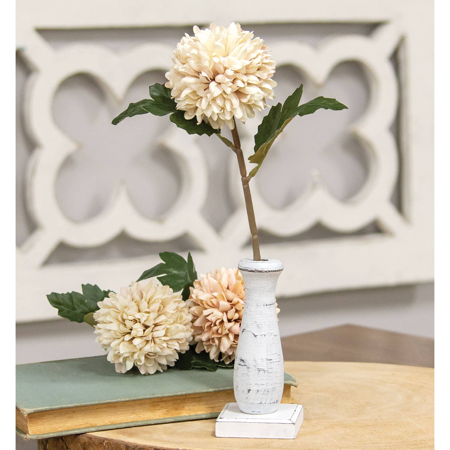 Col House Designs - Wholesale Vase - Curvy White Spindle Flower HOlder1