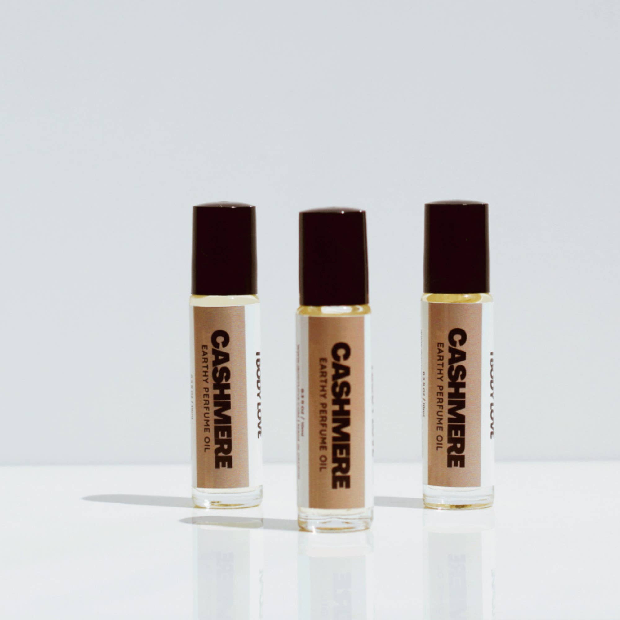 I BODY LOVE - Wholesale Roll-On Fragrance - Cashmere Warm & Seductive Unisex Roll-On Perfume Oil