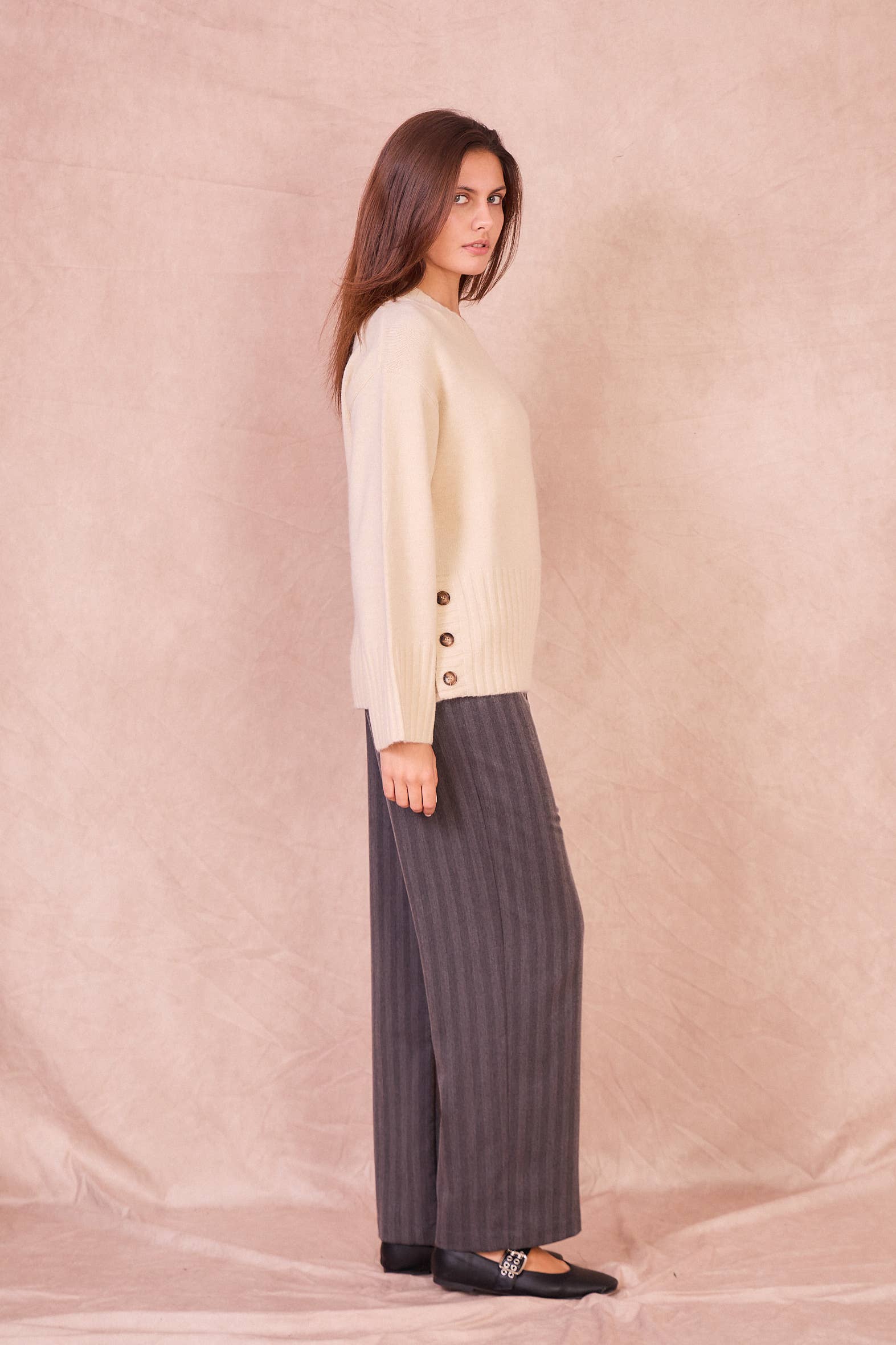 Calie Paris - Wholesale Knit Sweater - Women's - NATI – Button-Side Wool Blend Knit3