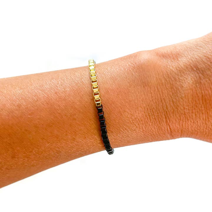 Savvy Bling - Wholesale Link & Chain Bracelet - Colored enamel Box chain link bracelet7