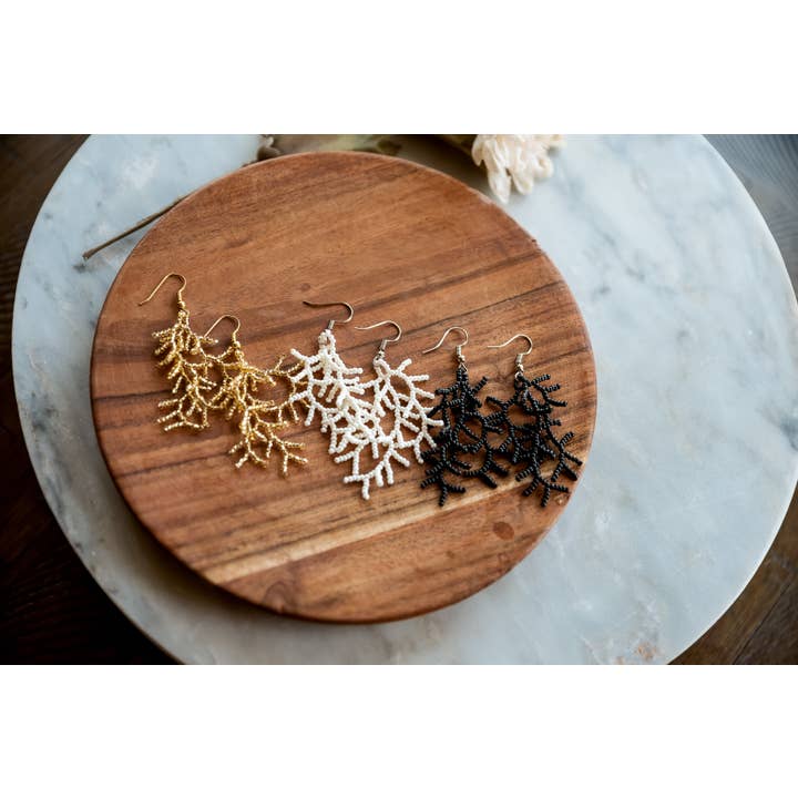 Pendientes Boho Coral para venta al por mayor de Hemsin Atelier